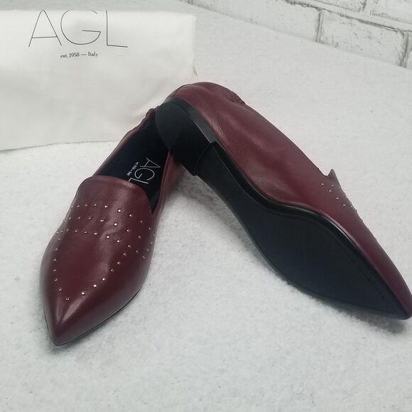 Most Comfortable Flat Shoes in Burgundy - Picture 6 of 9